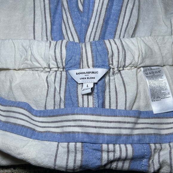 Banana Republic Womens Shorts Large blue Linen Striped Coastal Resort High Rise - Picture 3 of 5